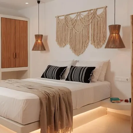 Апартаменты Due Venti Downtown Suites Naxos Junior